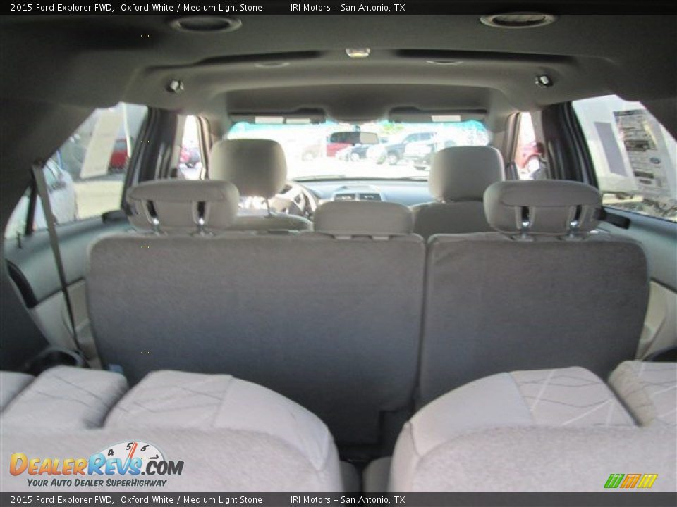 2015 Ford Explorer FWD Oxford White / Medium Light Stone Photo #13