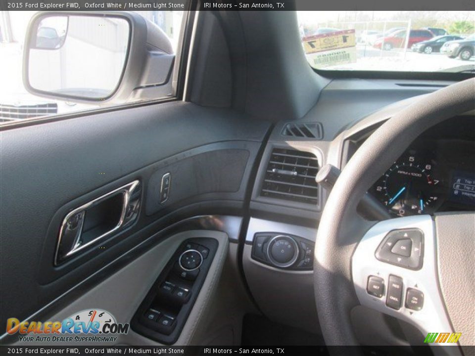 2015 Ford Explorer FWD Oxford White / Medium Light Stone Photo #22