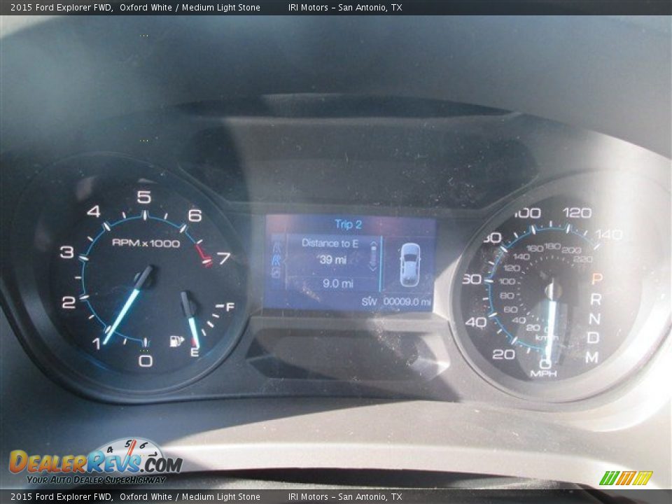 2015 Ford Explorer FWD Oxford White / Medium Light Stone Photo #24