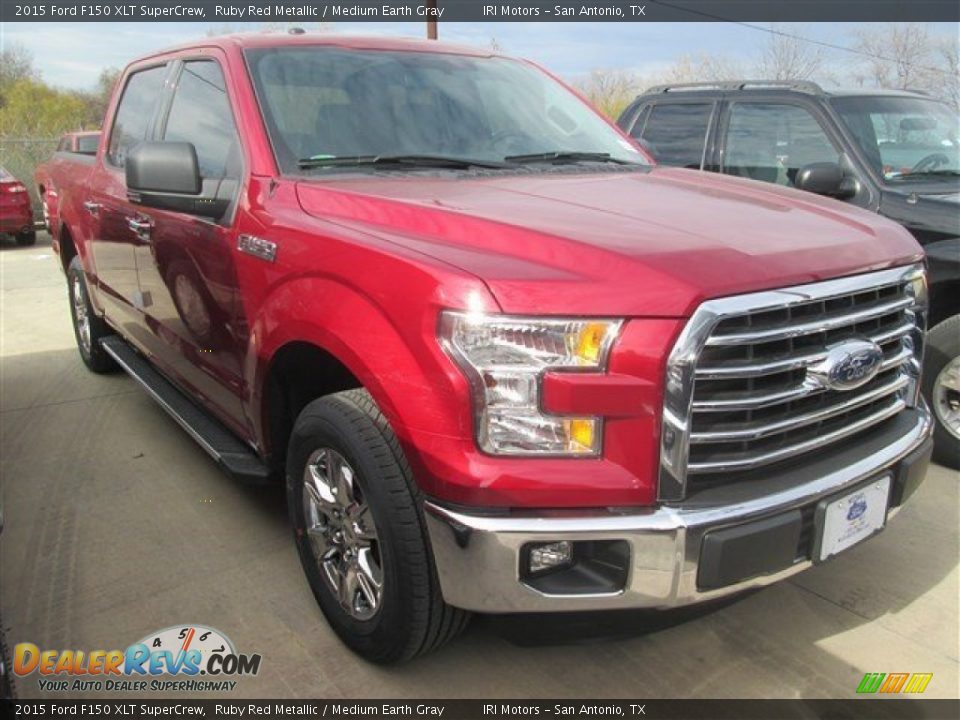 2015 Ford F150 XLT SuperCrew Ruby Red Metallic / Medium Earth Gray Photo #1