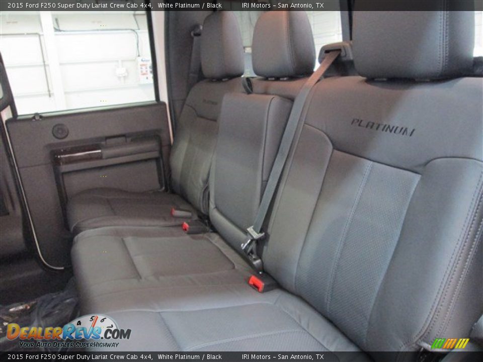 2015 Ford F250 Super Duty Lariat Crew Cab 4x4 White Platinum / Black Photo #14