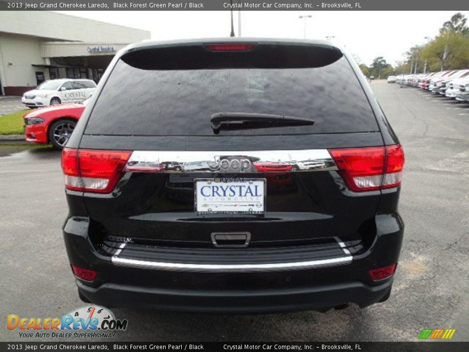 2013 Jeep Grand Cherokee Laredo Black Forest Green Pearl / Black Photo #8