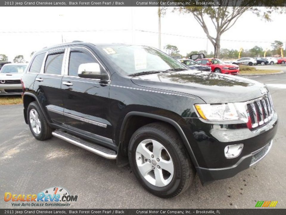 2013 Jeep Grand Cherokee Laredo Black Forest Green Pearl / Black Photo #11