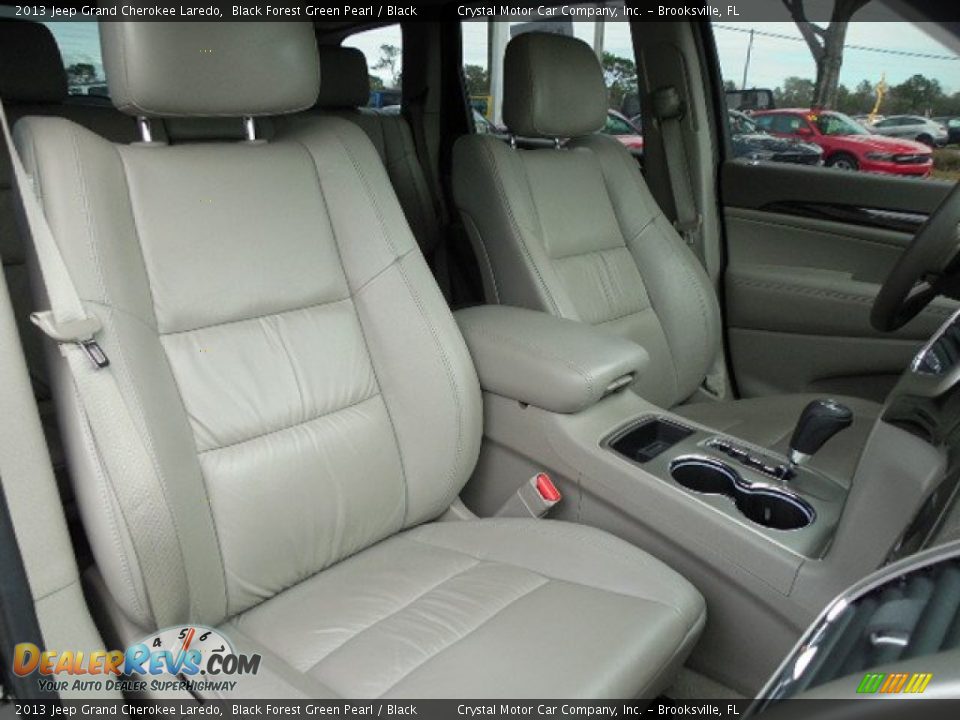 2013 Jeep Grand Cherokee Laredo Black Forest Green Pearl / Black Photo #13