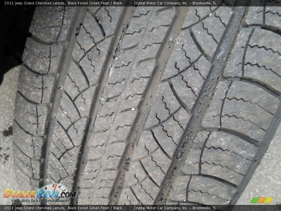 2013 Jeep Grand Cherokee Laredo Black Forest Green Pearl / Black Photo #16