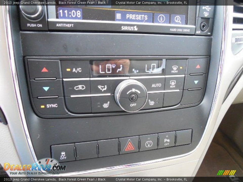 2013 Jeep Grand Cherokee Laredo Black Forest Green Pearl / Black Photo #21