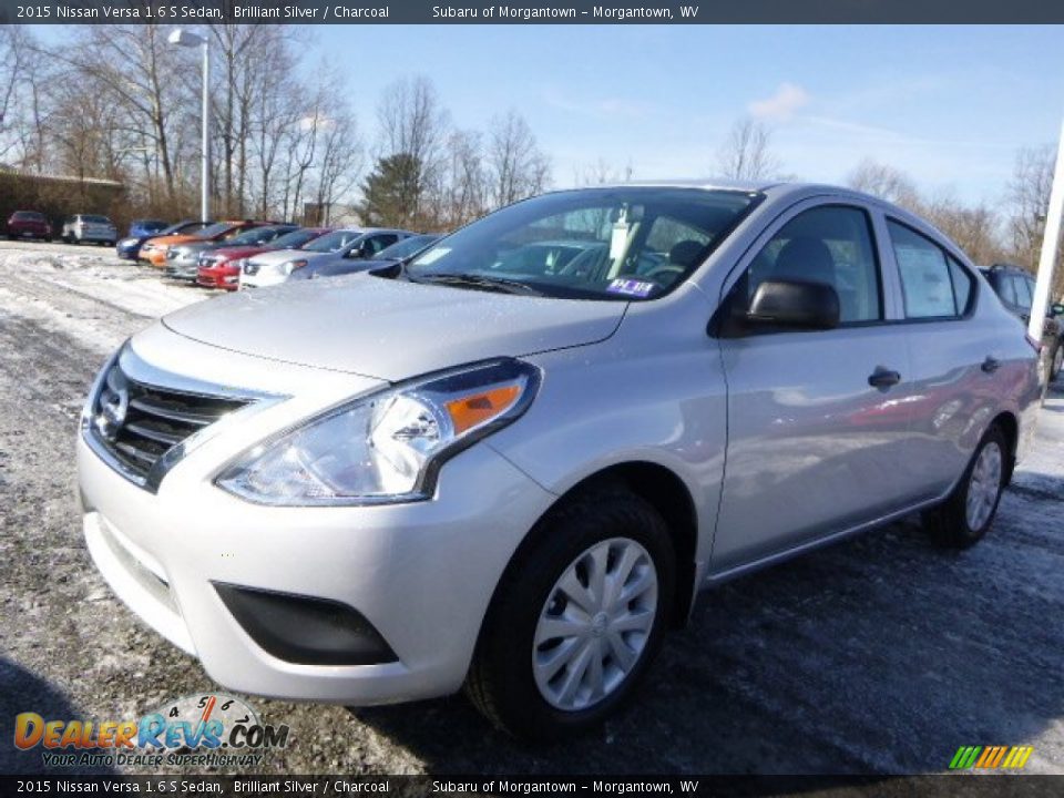 2015 Nissan Versa 1.6 S Sedan Brilliant Silver / Charcoal Photo #7