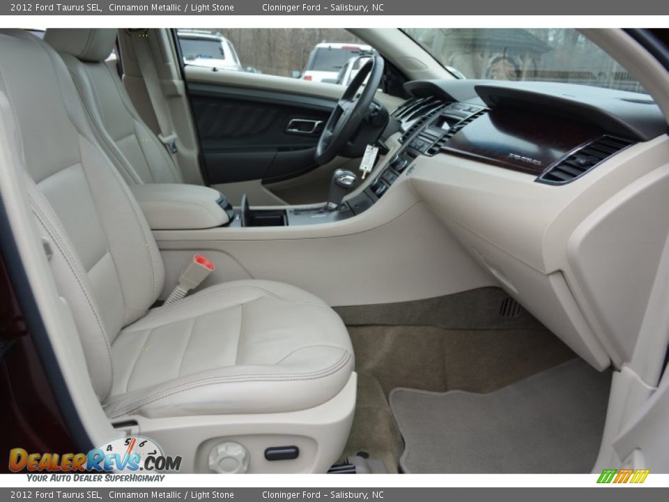 2012 Ford Taurus SEL Cinnamon Metallic / Light Stone Photo #16