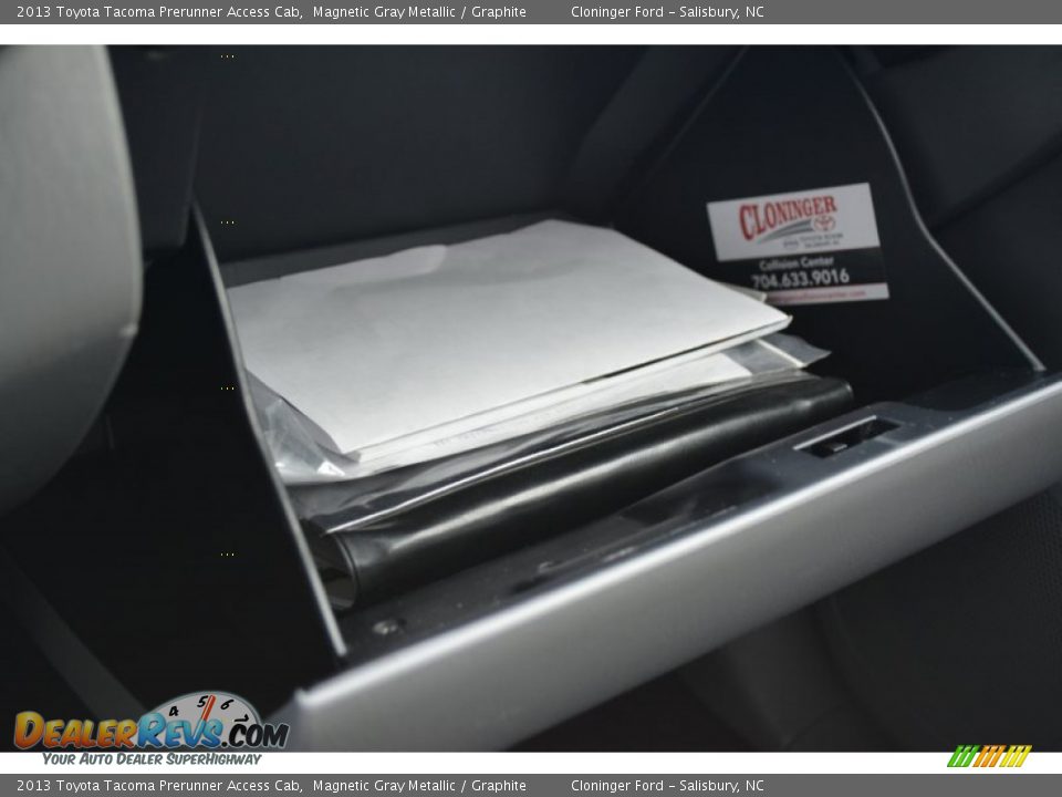 2013 Toyota Tacoma Prerunner Access Cab Magnetic Gray Metallic / Graphite Photo #26