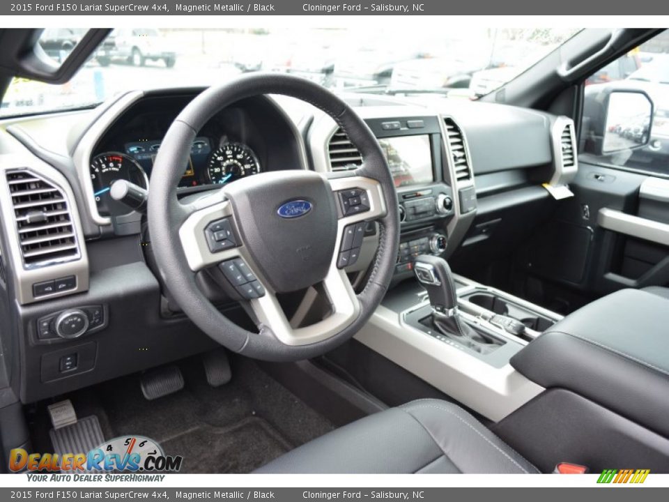Dashboard of 2015 Ford F150 Lariat SuperCrew 4x4 Photo #7