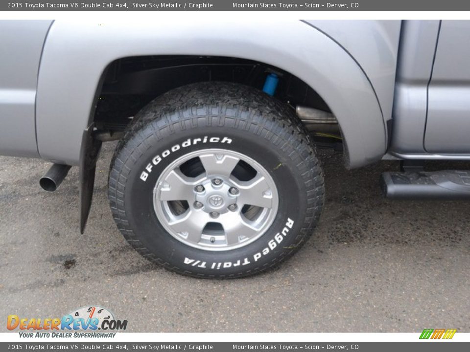 2015 Toyota Tacoma V6 Double Cab 4x4 Silver Sky Metallic / Graphite Photo #9