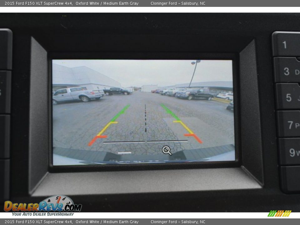 2015 Ford F150 XLT SuperCrew 4x4 Oxford White / Medium Earth Gray Photo #13