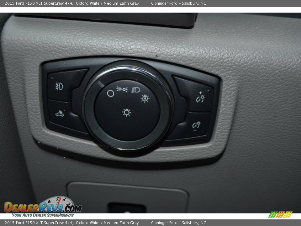 2015 Ford F150 XLT SuperCrew 4x4 Oxford White / Medium Earth Gray Photo #19