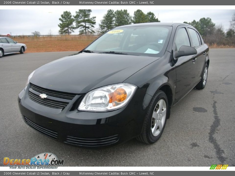 2006 Chevrolet Cobalt LS Sedan Black / Gray Photo #2