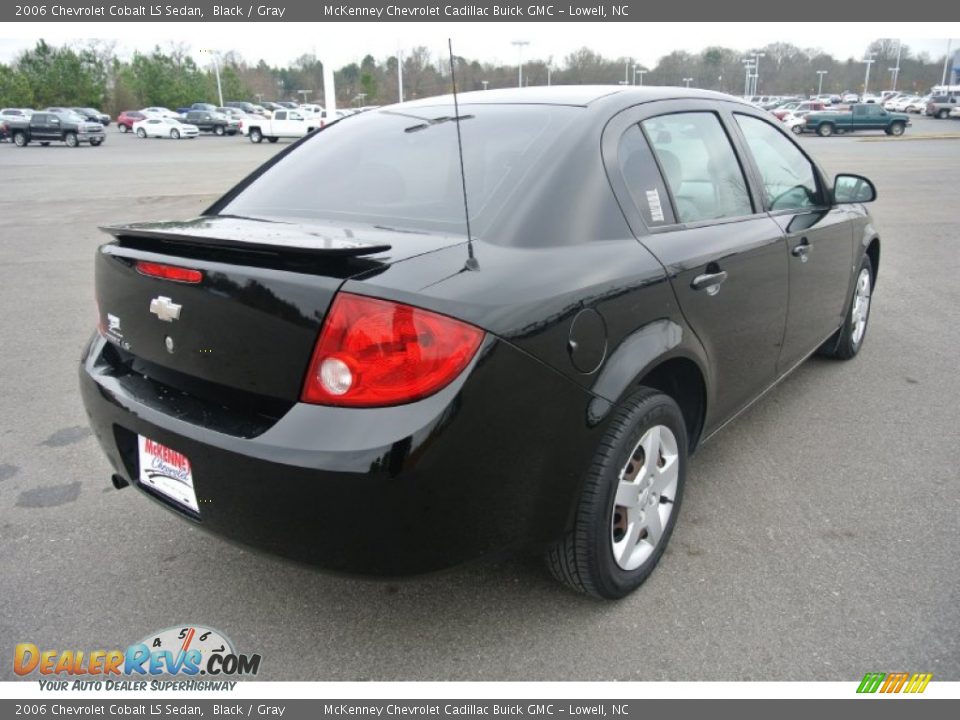 2006 Chevrolet Cobalt LS Sedan Black / Gray Photo #5