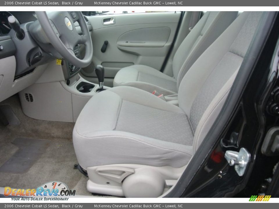 2006 Chevrolet Cobalt LS Sedan Black / Gray Photo #8