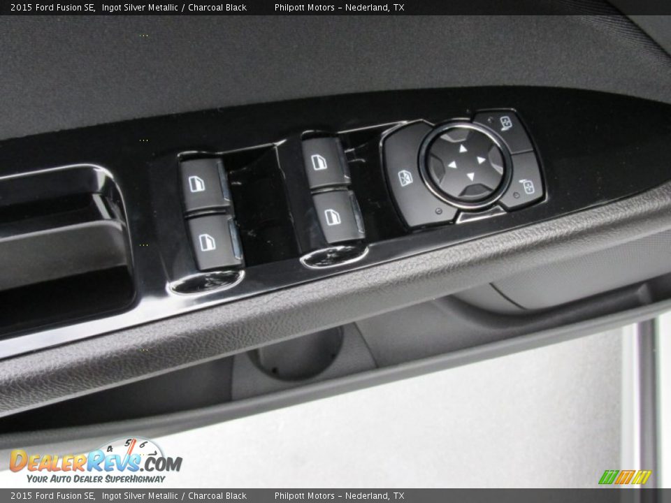 2015 Ford Fusion SE Ingot Silver Metallic / Charcoal Black Photo #22