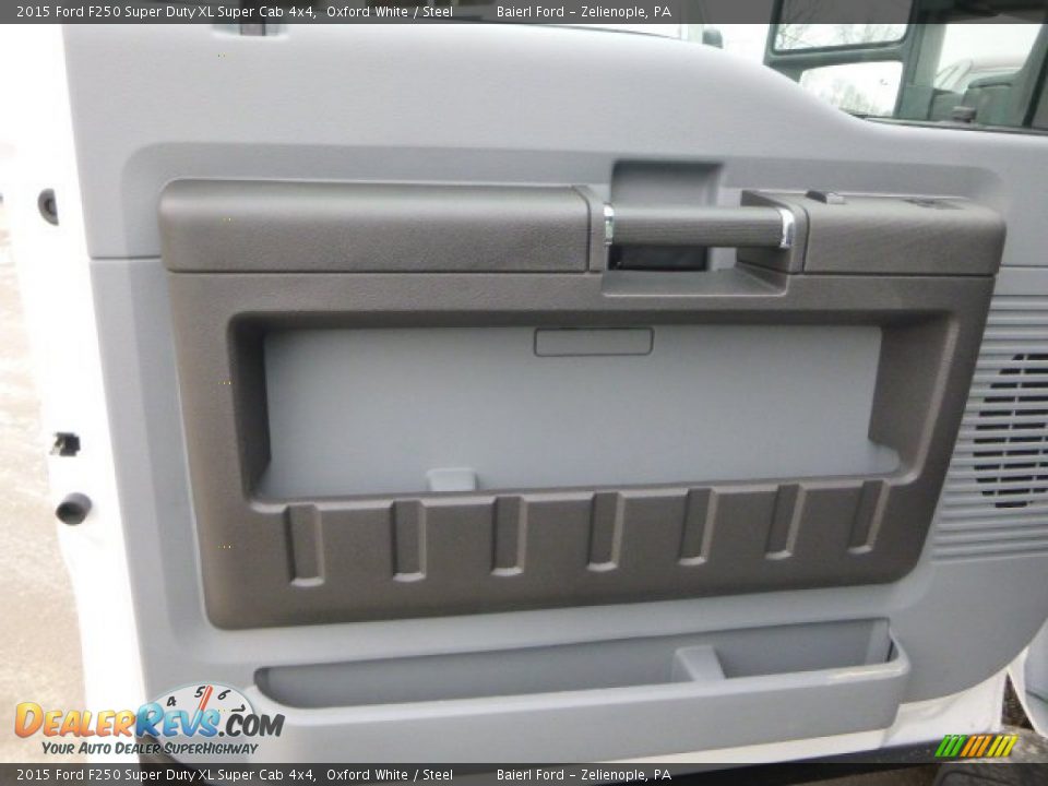2015 Ford F250 Super Duty XL Super Cab 4x4 Oxford White / Steel Photo #16
