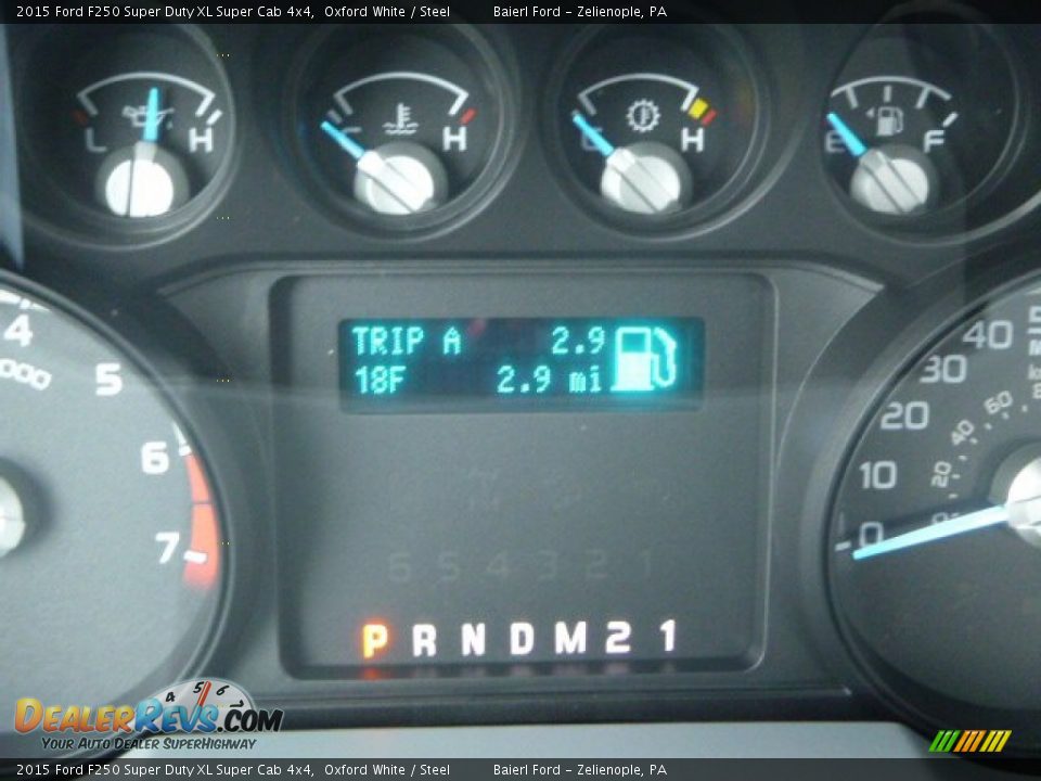 2015 Ford F250 Super Duty XL Super Cab 4x4 Oxford White / Steel Photo #17