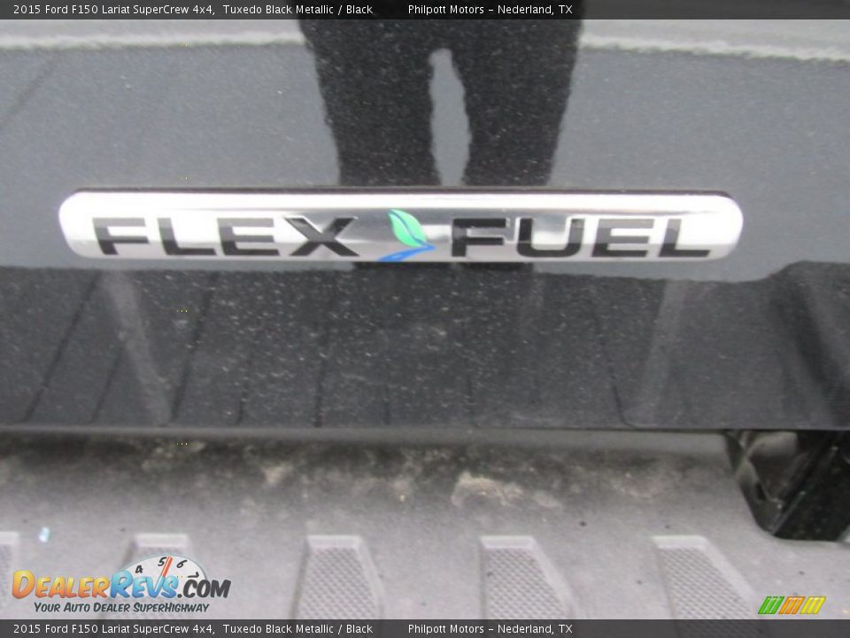 2015 Ford F150 Lariat SuperCrew 4x4 Tuxedo Black Metallic / Black Photo #18