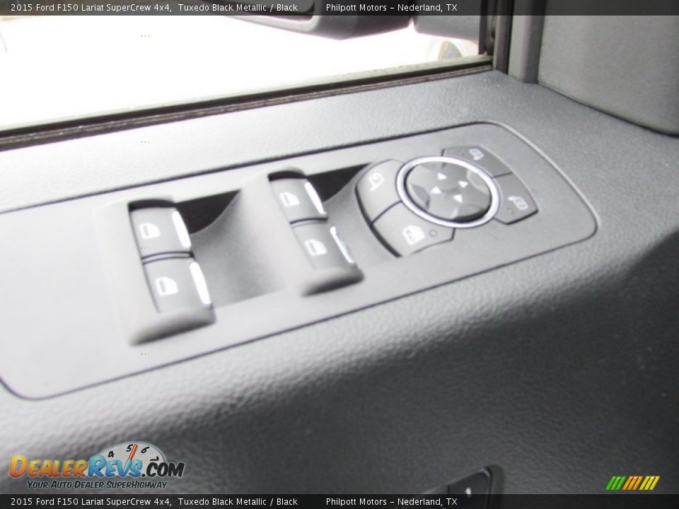 2015 Ford F150 Lariat SuperCrew 4x4 Tuxedo Black Metallic / Black Photo #24