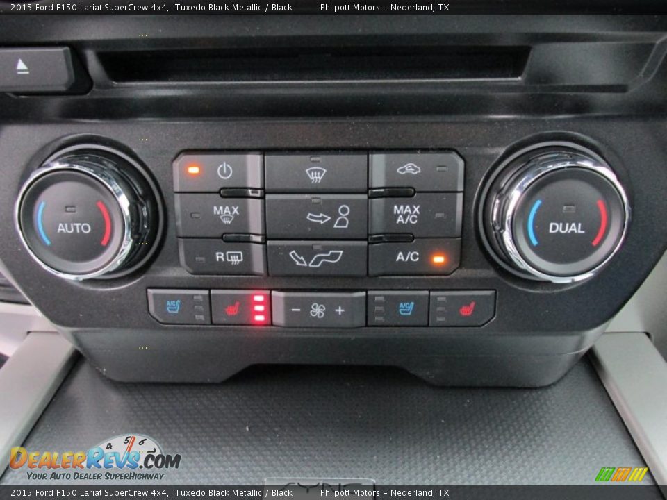 Controls of 2015 Ford F150 Lariat SuperCrew 4x4 Photo #32