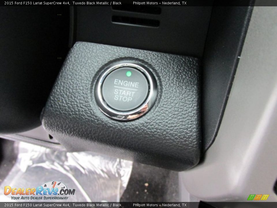 2015 Ford F150 Lariat SuperCrew 4x4 Tuxedo Black Metallic / Black Photo #34