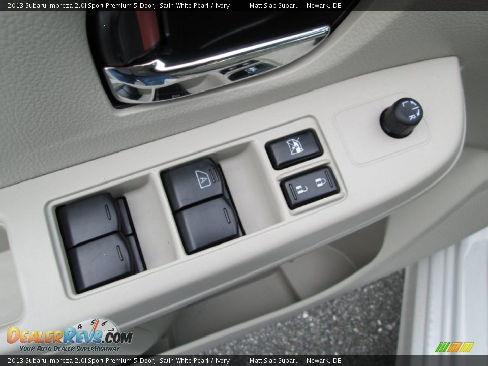 2013 Subaru Impreza 2.0i Sport Premium 5 Door Satin White Pearl / Ivory Photo #13