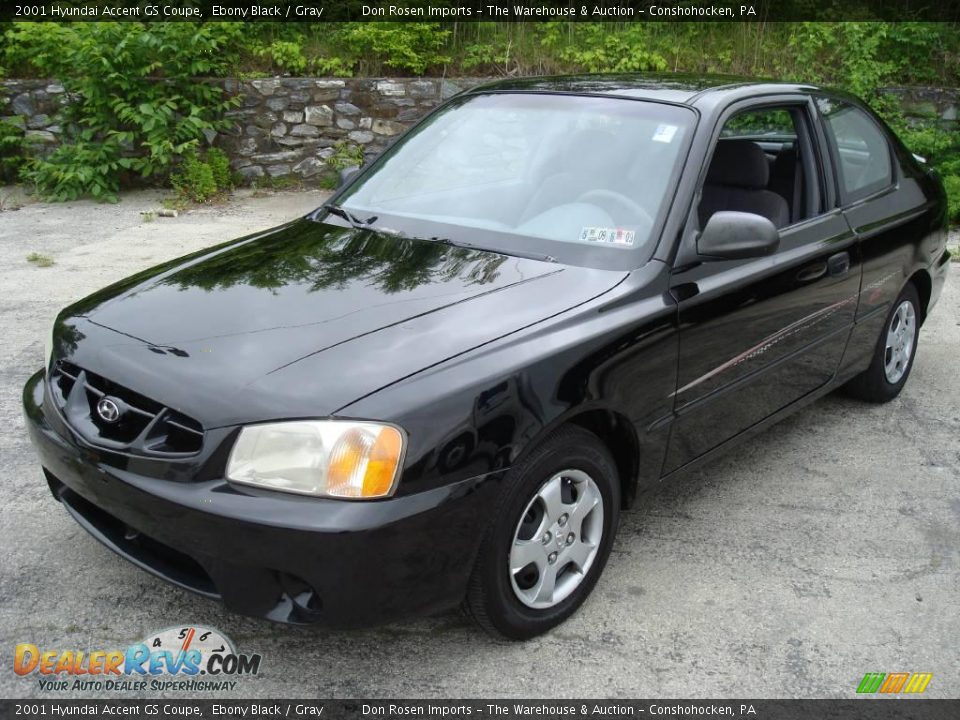 2001 Hyundai Accent GS Coupe Ebony Black / Gray Photo #1