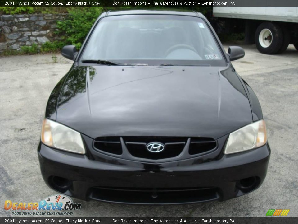 2001 Hyundai Accent GS Coupe Ebony Black / Gray Photo #3