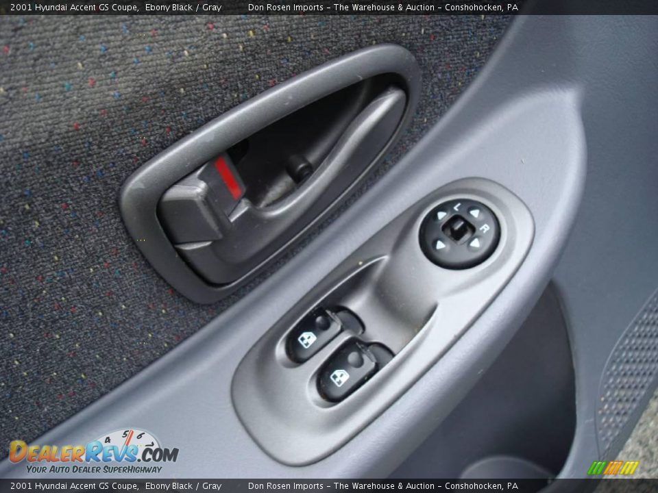 2001 Hyundai Accent GS Coupe Ebony Black / Gray Photo #13