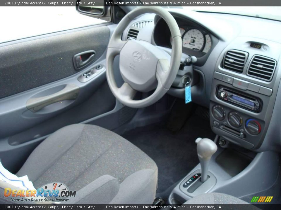2001 Hyundai Accent GS Coupe Ebony Black / Gray Photo #15