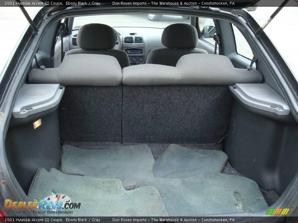 2001 Hyundai Accent GS Coupe Ebony Black / Gray Photo #17