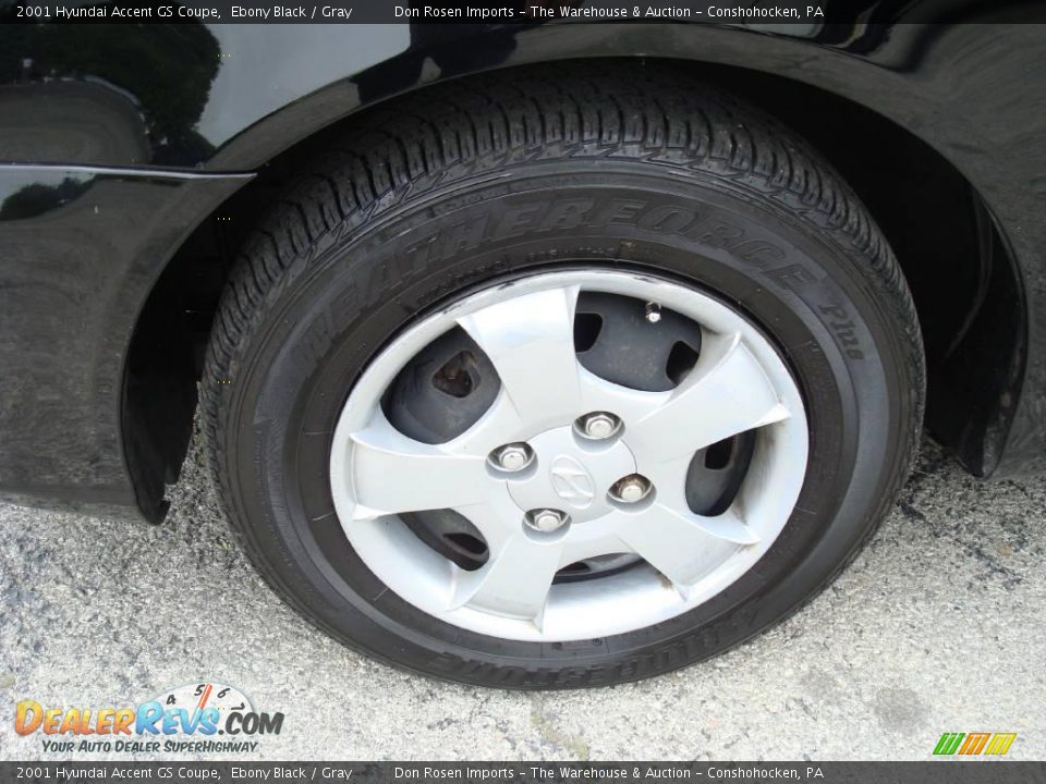 2001 Hyundai Accent GS Coupe Ebony Black / Gray Photo #22