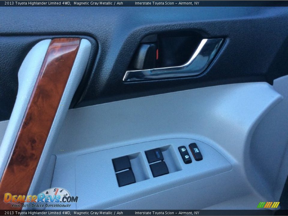 2013 Toyota Highlander Limited 4WD Magnetic Gray Metallic / Ash Photo #8
