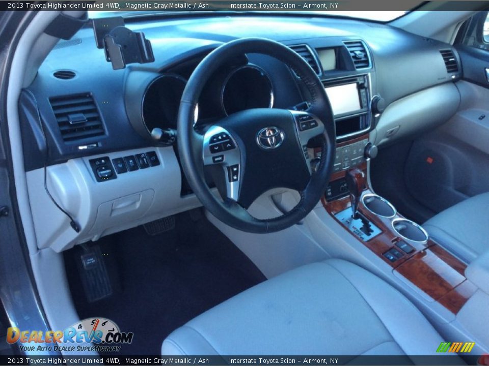 2013 Toyota Highlander Limited 4WD Magnetic Gray Metallic / Ash Photo #9