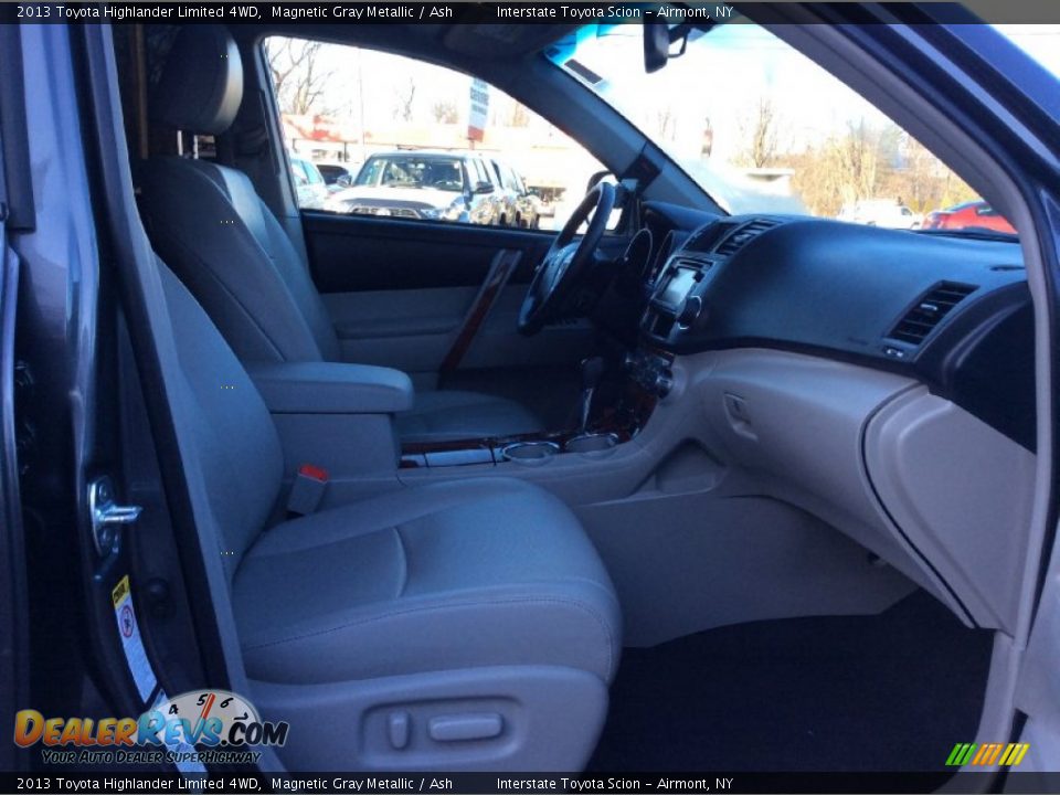 2013 Toyota Highlander Limited 4WD Magnetic Gray Metallic / Ash Photo #21
