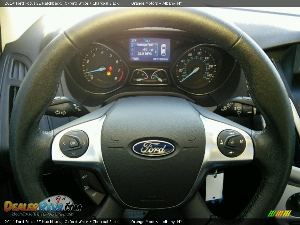 2014 Ford Focus SE Hatchback Oxford White / Charcoal Black Photo #9