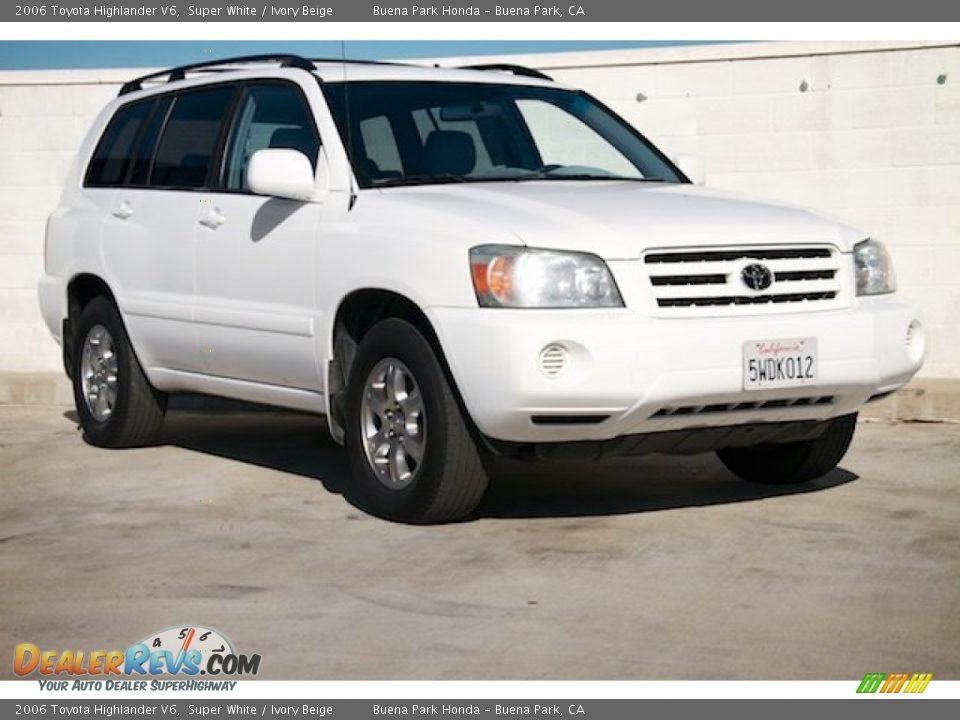 2006 Toyota Highlander V6 Super White / Ivory Beige Photo #1