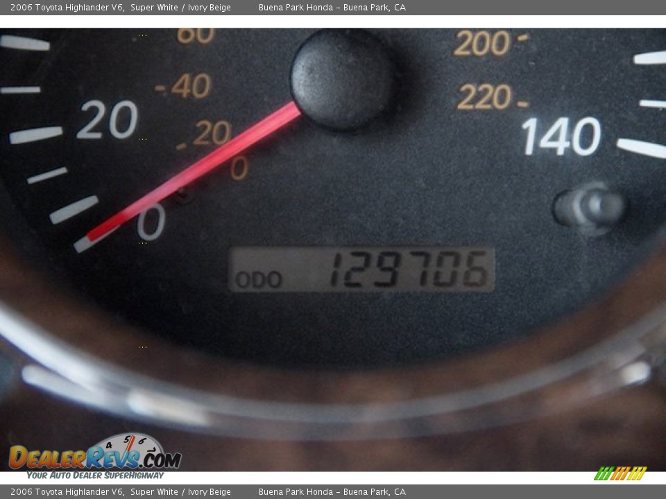 2006 Toyota Highlander V6 Super White / Ivory Beige Photo #6