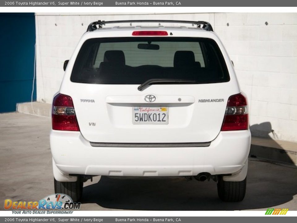 2006 Toyota Highlander V6 Super White / Ivory Beige Photo #9