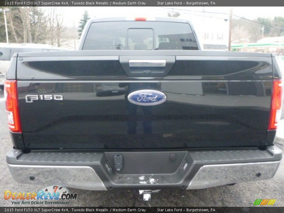 2015 Ford F150 XLT SuperCrew 4x4 Tuxedo Black Metallic / Medium Earth Gray Photo #4