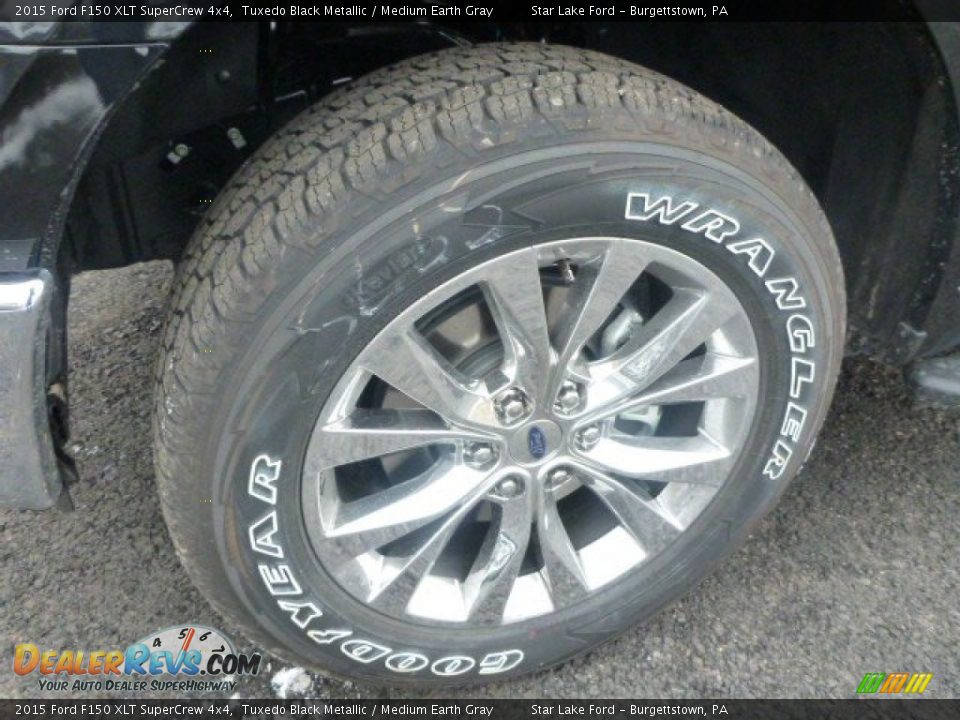 2015 Ford F150 XLT SuperCrew 4x4 Tuxedo Black Metallic / Medium Earth Gray Photo #9