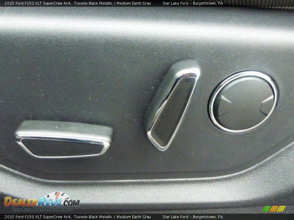 2015 Ford F150 XLT SuperCrew 4x4 Tuxedo Black Metallic / Medium Earth Gray Photo #15