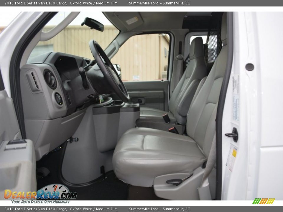 2013 Ford E Series Van E150 Cargo Oxford White / Medium Flint Photo #10