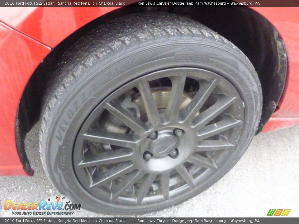 2010 Ford Focus SES Sedan Sangria Red Metallic / Charcoal Black Photo #9