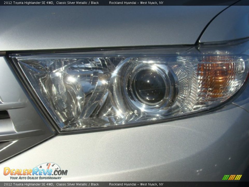 2012 Toyota Highlander SE 4WD Classic Silver Metallic / Black Photo #32