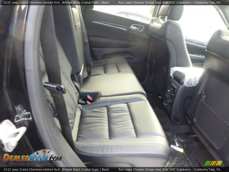 2015 Jeep Grand Cherokee Limited 4x4 Brilliant Black Crystal Pearl / Black Photo #9