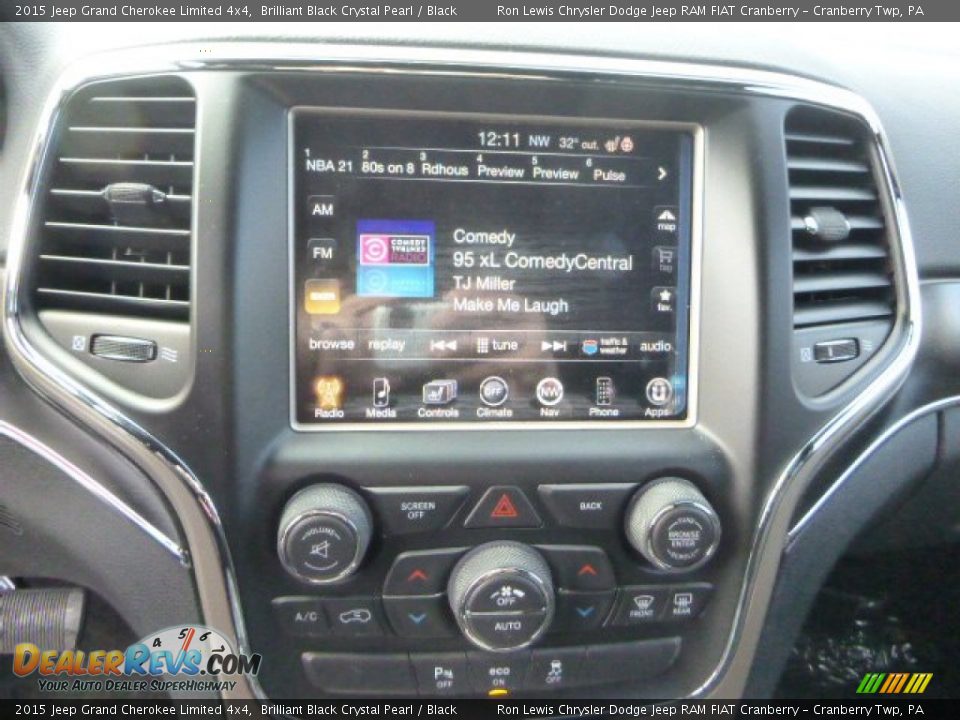 2015 Jeep Grand Cherokee Limited 4x4 Brilliant Black Crystal Pearl / Black Photo #17