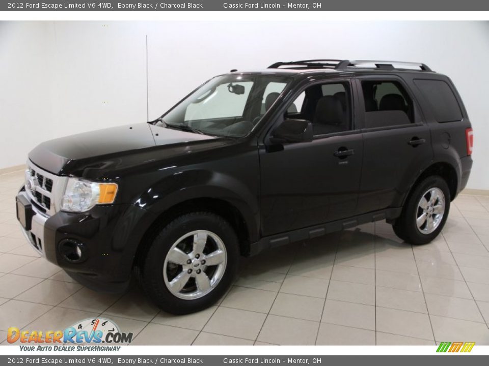 Front 3/4 View of 2012 Ford Escape Limited V6 4WD Photo #3